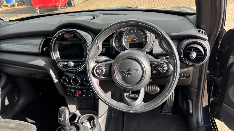 MINI Hatchback 1.5 Cooper Sport II 3dr Auto Petrol Hatchback